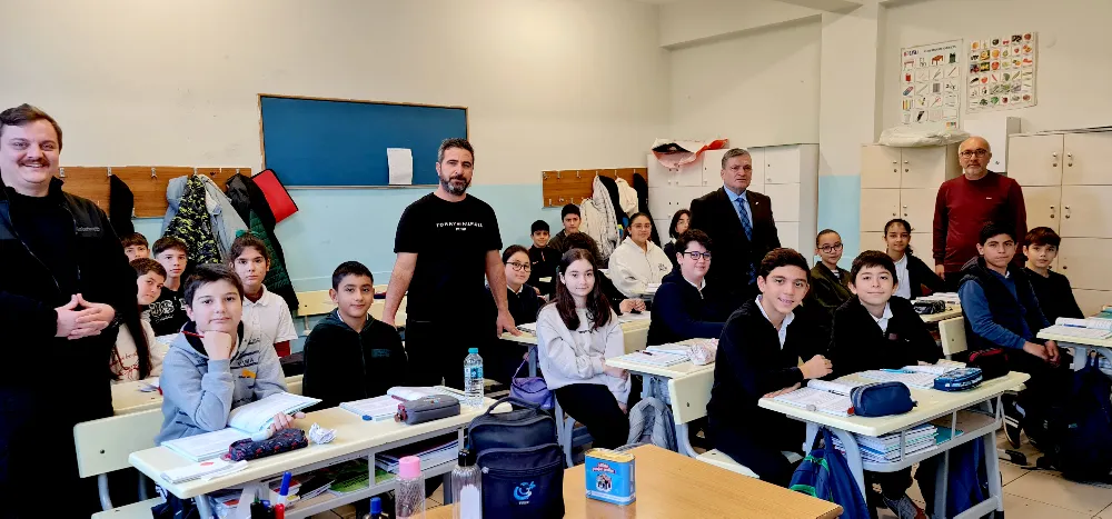 Akran Nezaketi ile saygı, anlayış, empati ve sağlıklı iletişimi 