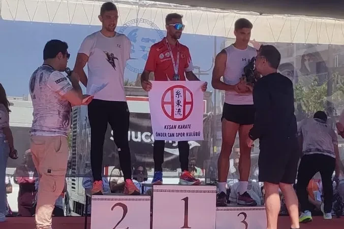 Troya Yarı Maratonu Şampiyonu 