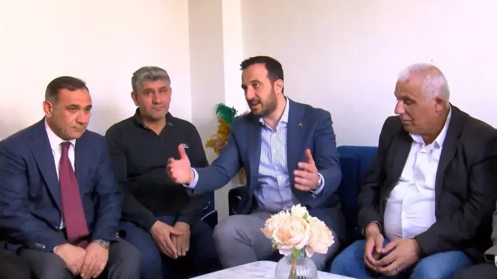 Ak Parti İstanbul’dan 2 Milyon Üyeye Ev Ziyareti