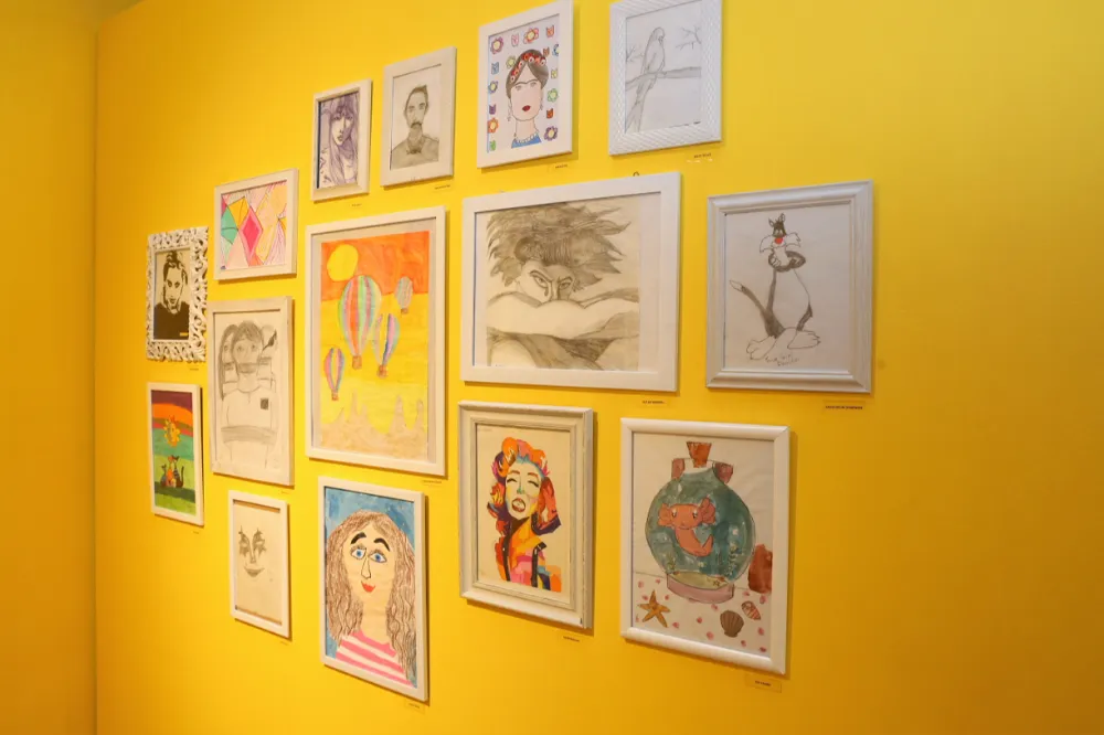 Hayaller Tuvale Taştı 