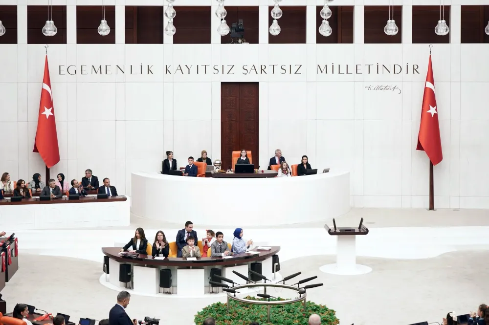 Geleceğin Lideri Berra, TBMM’yi Yönetti