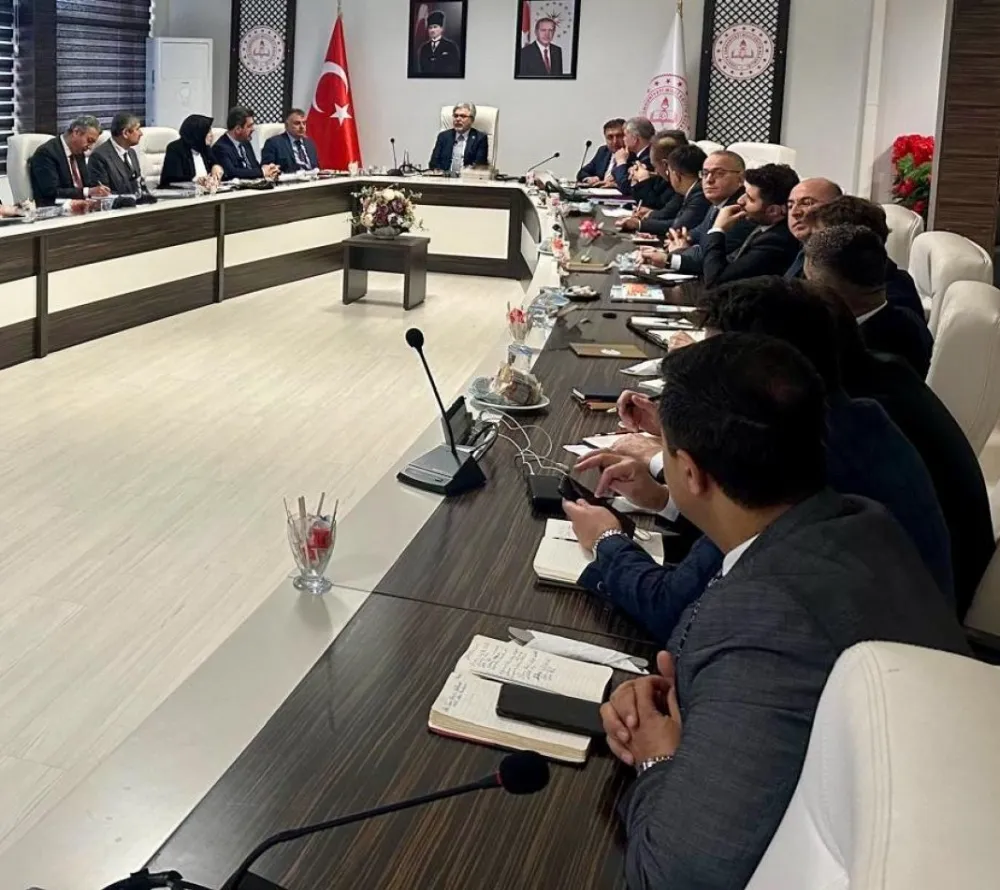 Deprem Sonrası Eğitim Camiası Seferber Oldu