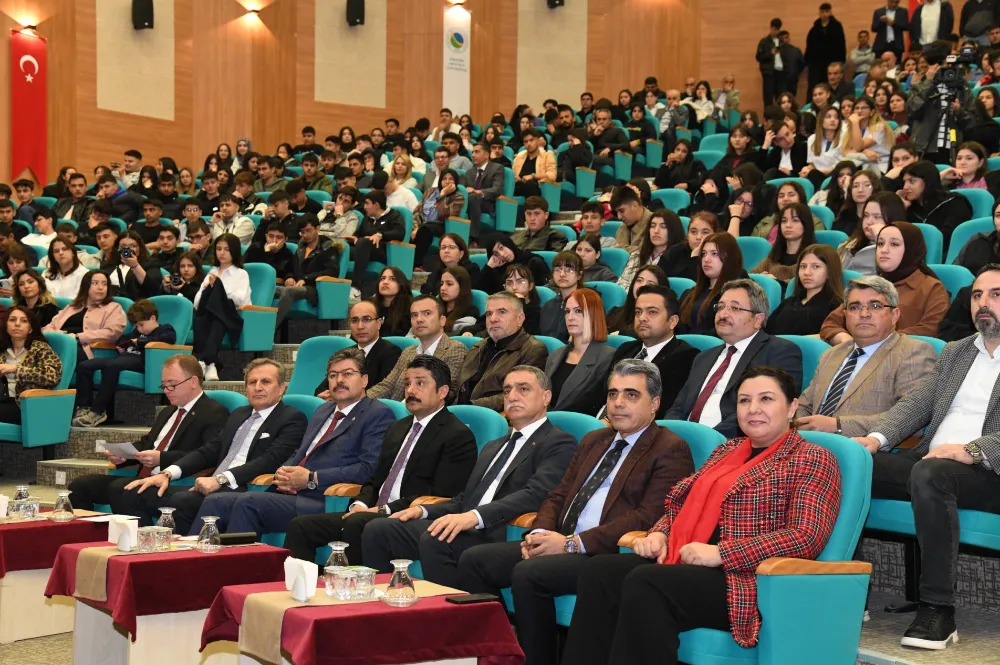 Gençler Ahilik Ruhu İçin Yarıştı