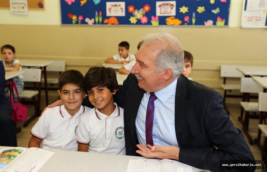 Başakşehir'de İlk Üniversite Eğitime Başladı