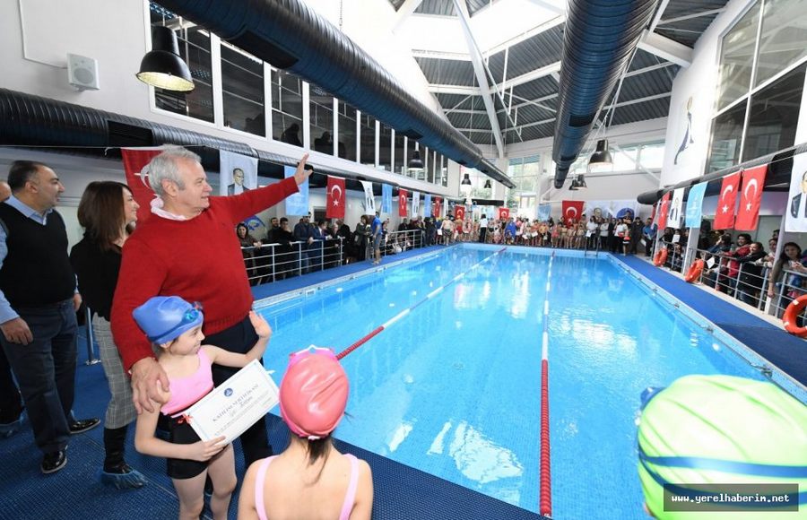 Şişli’de Yüzme Bilmeyen Kalmayacak ..!