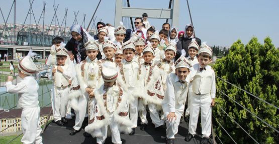 Çocuklara Moral Gezisi