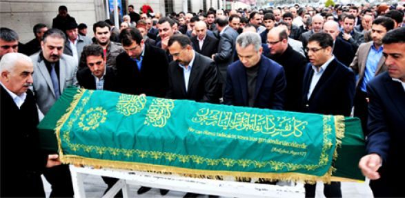 İzsiz Ailesi Büyüğünü Kaybetti