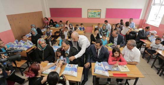 Minikler Keyifle “Okula Merhaba” Dedi